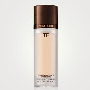 Tom Ford Traceless Soft Matte Foundation - Tan